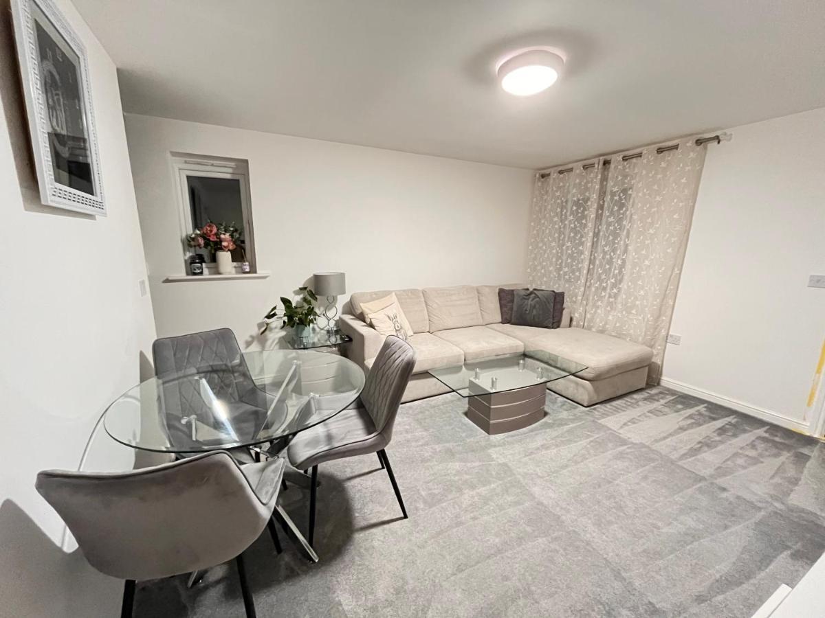 New Ollerton Parkgate Rest Appartamento Esterno foto