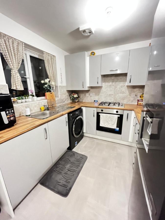 New Ollerton Parkgate Rest Appartamento Esterno foto