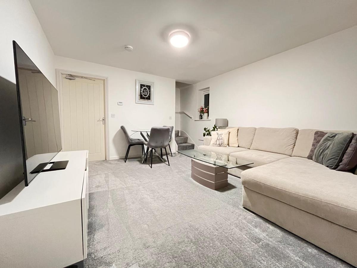 New Ollerton Parkgate Rest Appartamento Esterno foto