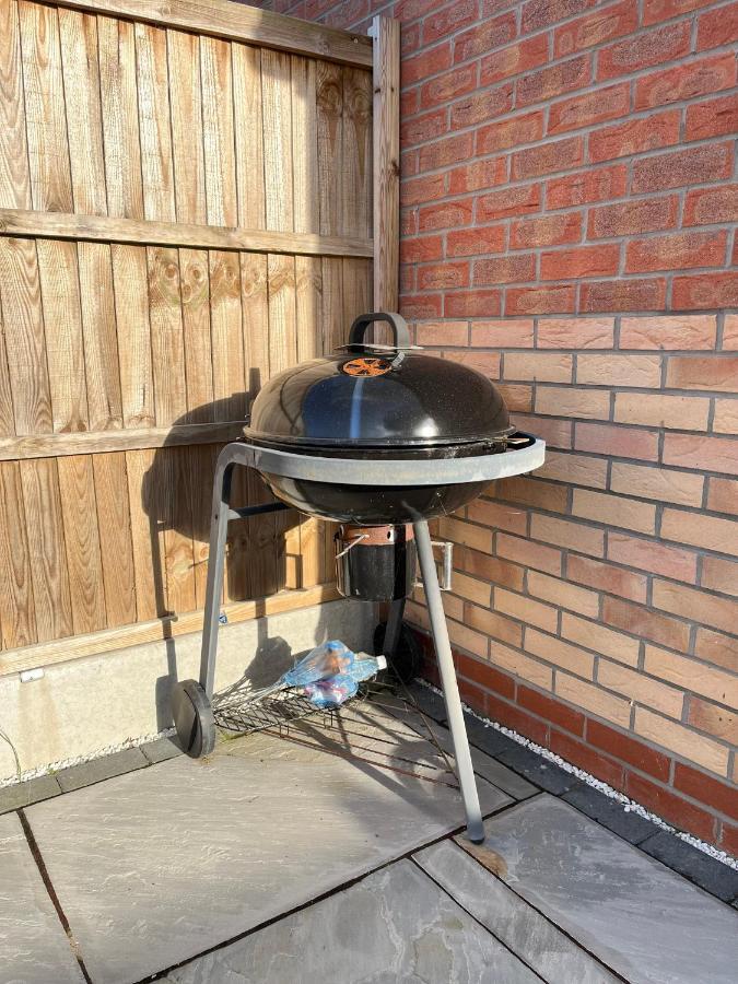 New Ollerton Parkgate Rest Appartamento Esterno foto
