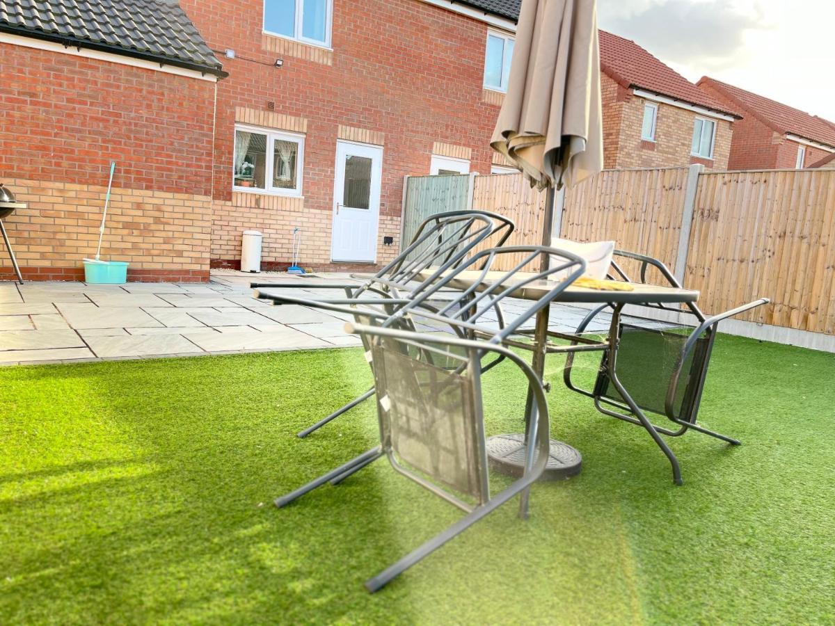 New Ollerton Parkgate Rest Appartamento Esterno foto